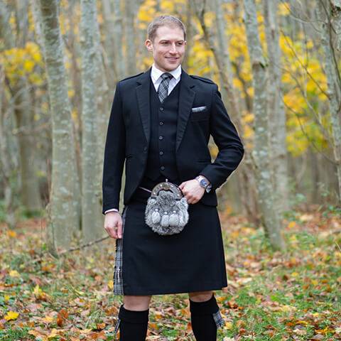 Black best sale tie kilt